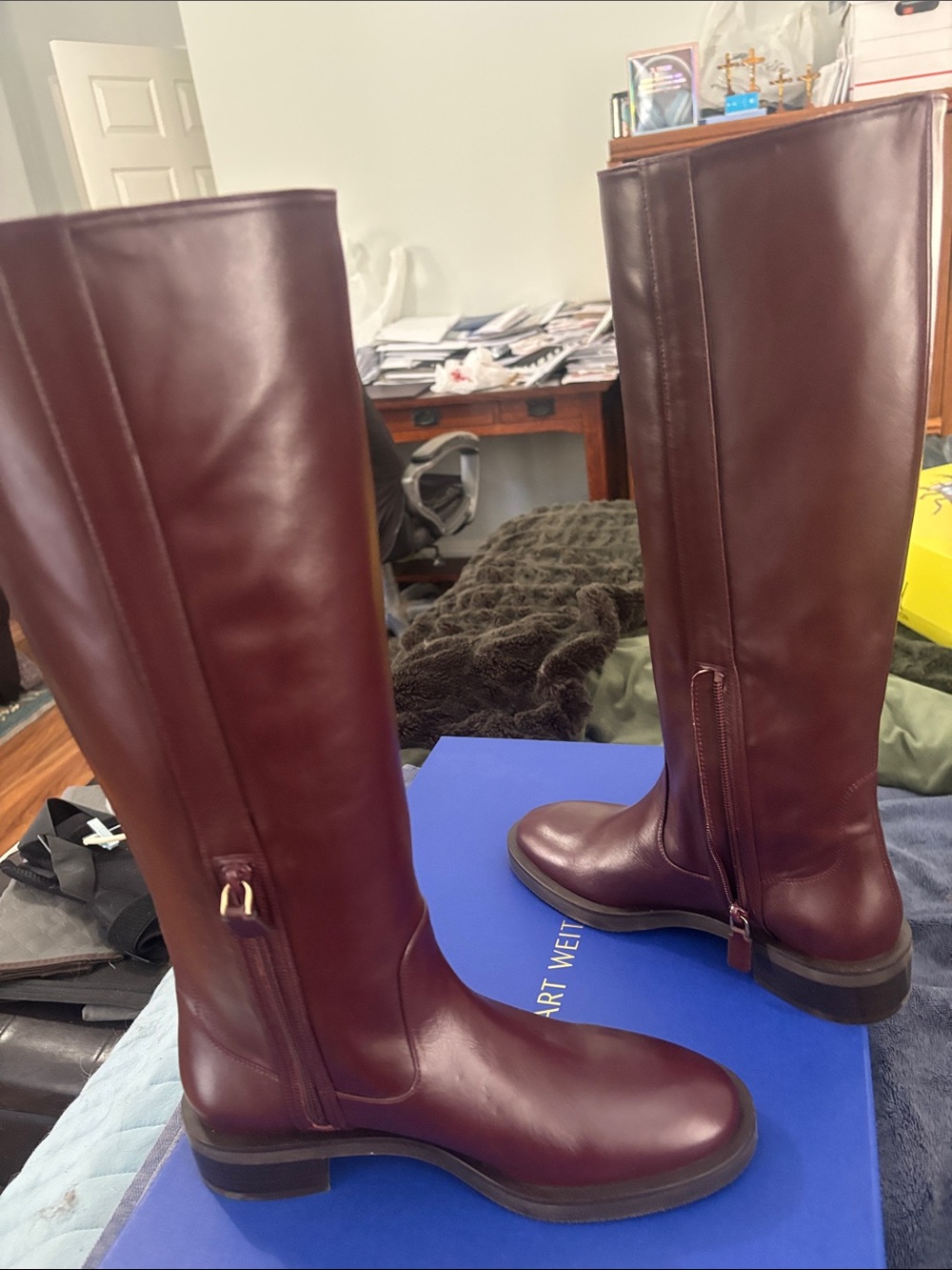 Stuart Weitzman Tall Leather riding boot - Picture 4 of 5